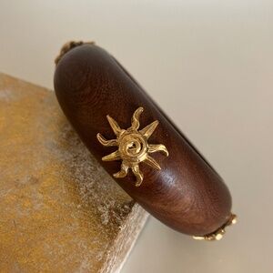Rare R.J. Graziano CELESTIAL Mahagony Wood Style Bangle w Gold Plated SUN Motive
